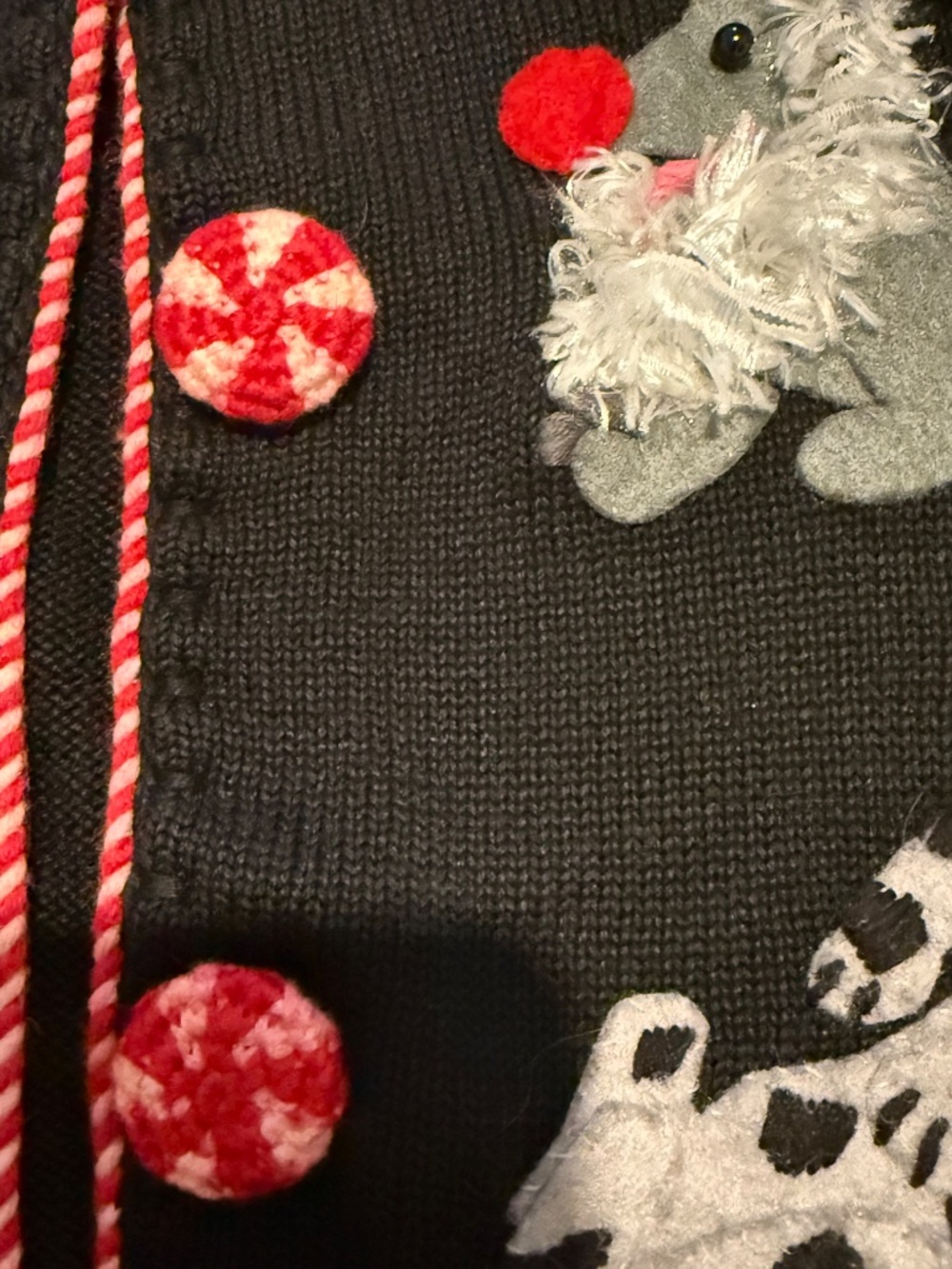 Vintage Michael Simon New York Christmas Dogs & Cats Cardigan 1999 — Fuzzy Appli - Picture 3 of 4